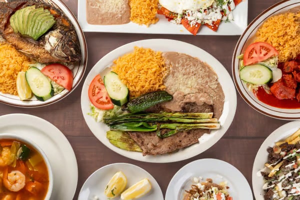 Los Primos Restaurant y Taqueria